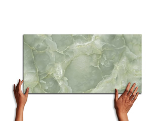 Onyx Alba Green Glossy Lumix